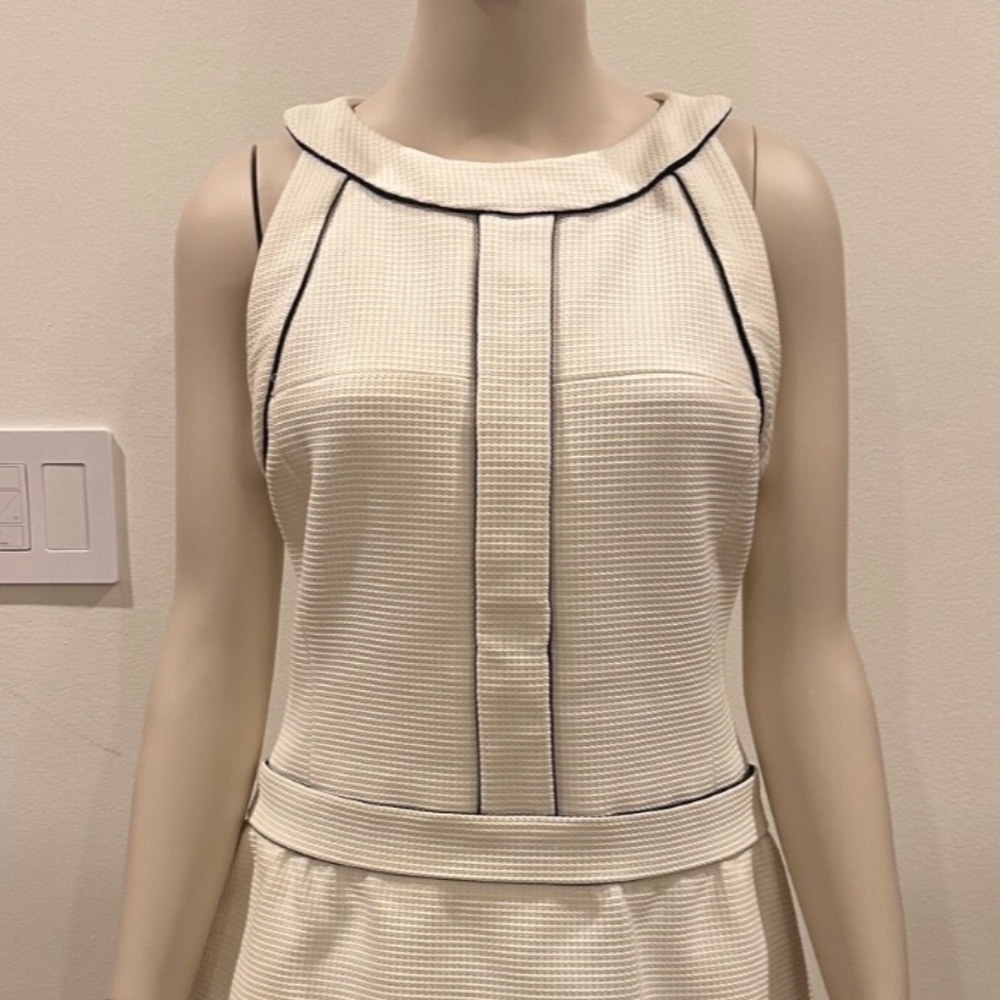 Chanel Classic White & Black Sleeveless Dress Size 38